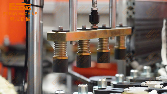 4000BPH ペット吹き造形機 4 穴 先進技術