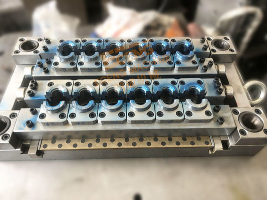 4Cr13ステンレス鋼 ペット プラスチック注入のプレフォーム型12キャビティ