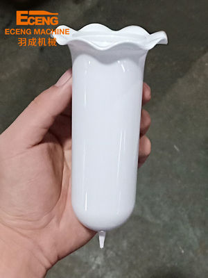 6つのキャビティ ペット水差し型
