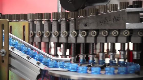 K8フル オート ペット伸張の打撃の成形機8キャビティ