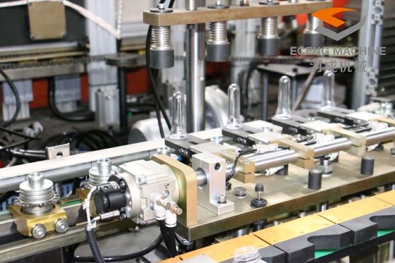 2000mlペット伸張の打撃の成形機3900KGのびんメーカー