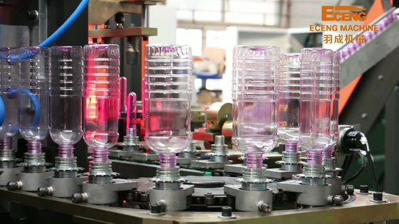 MACの水差しペットびん吹く機械2500KGデルタPLC制御