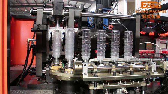 機械4.5*1.6*1.9mを作る4つのキャビティ天然水のびんをかわいがりなさい