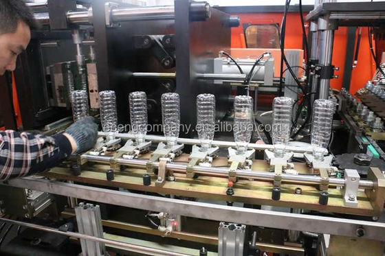 機械4キャビティを作る青いオレンジEceng SMCペットびんのプレフォーム