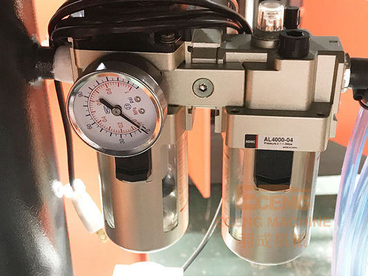 16KW半自動びんの吹く機械200ml 500ml 1リットルの打撃鋳造物